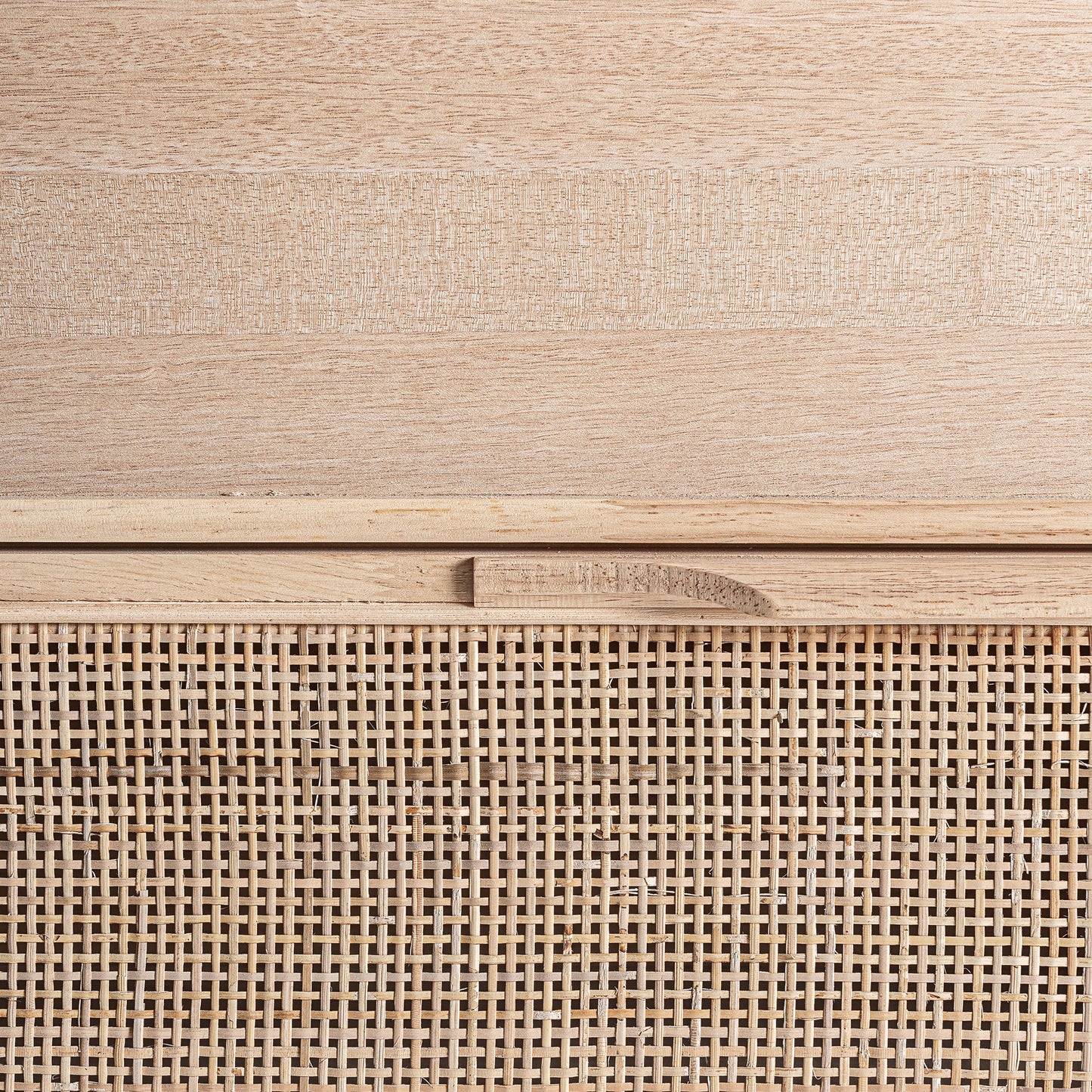 WEURTZ CHEST OF DRAWERS