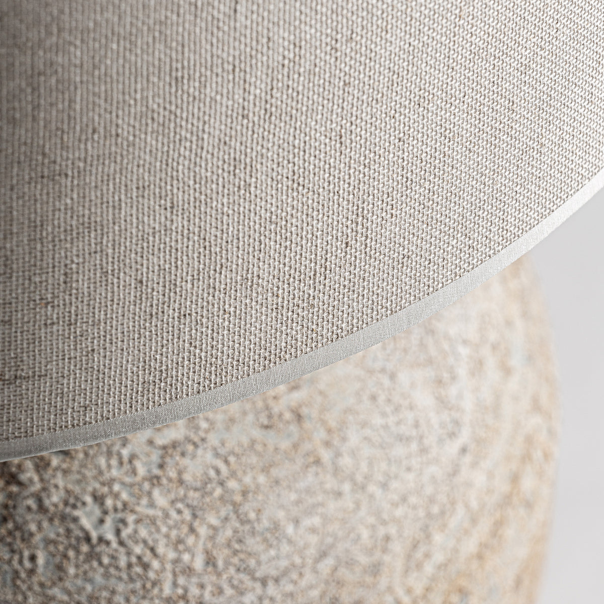 GANGLES TABLE LAMP