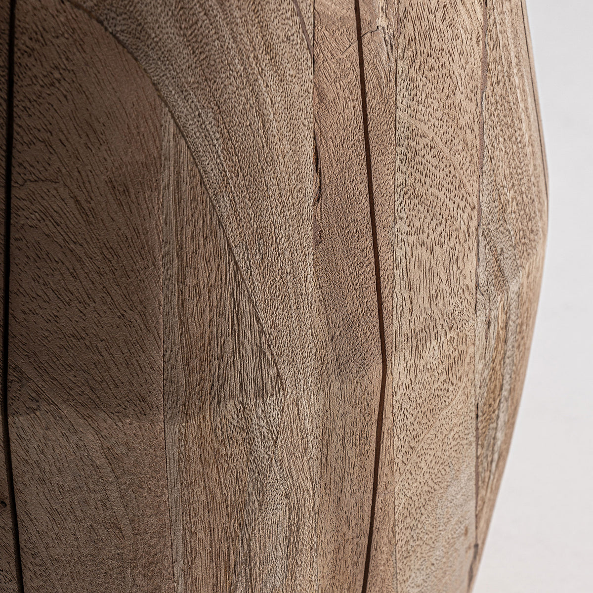 JACQUARD DINING TABLE