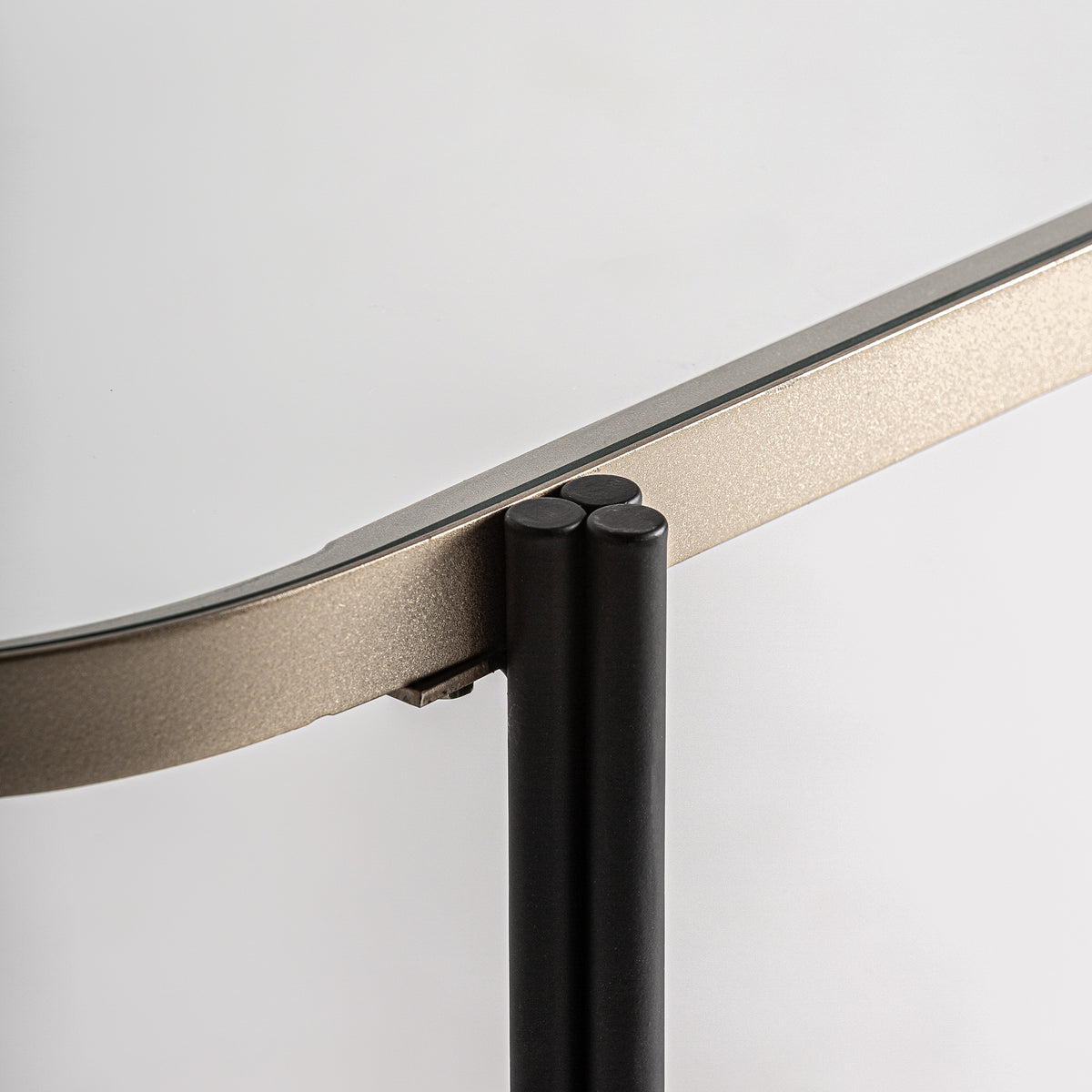 LANS CONSOLE TABLE