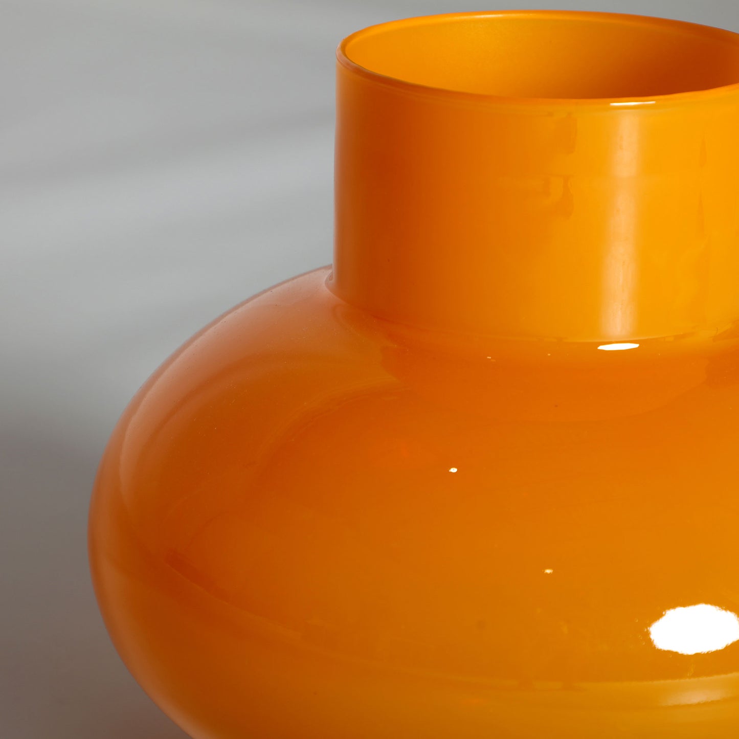 ATIF VASE