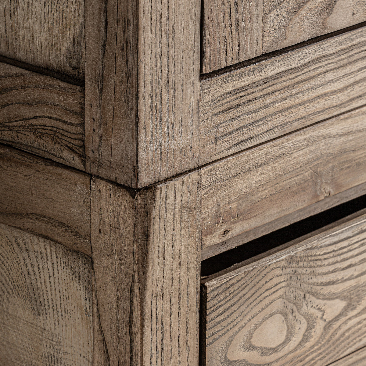 MASEIN GLASS CABINET