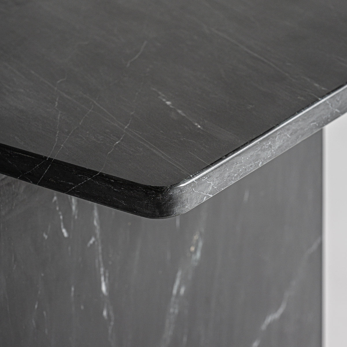 MARQUINA SIDE TABLE