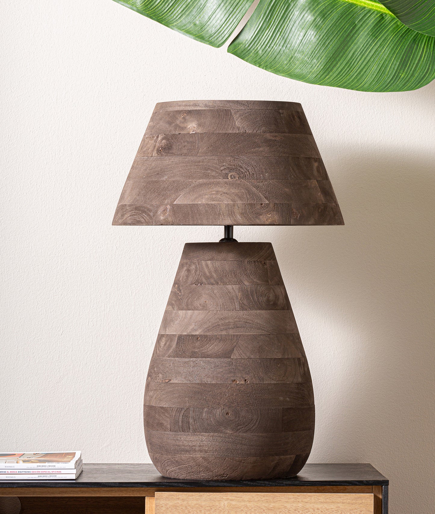 VOLSTED TABLE LAMP