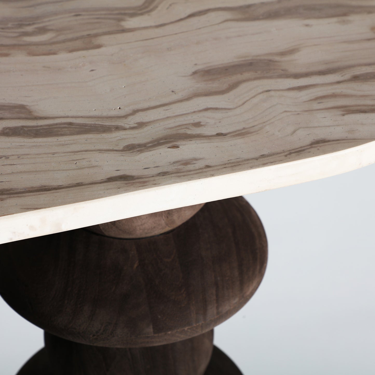VRADS CONSOLE TABLE