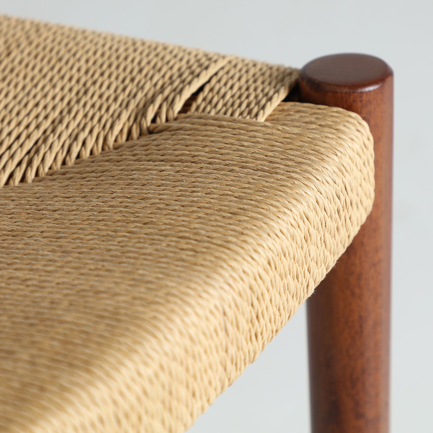 ZELHEM CHAIR