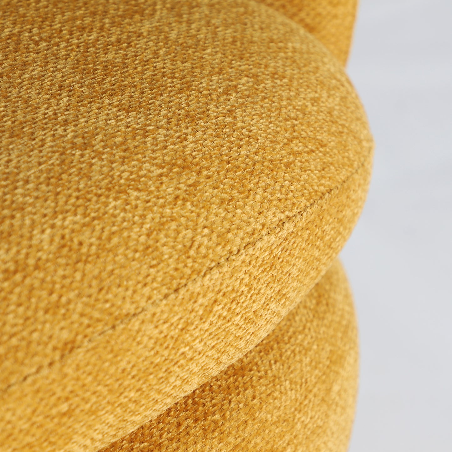 GRENCHEN ARMCHAIR