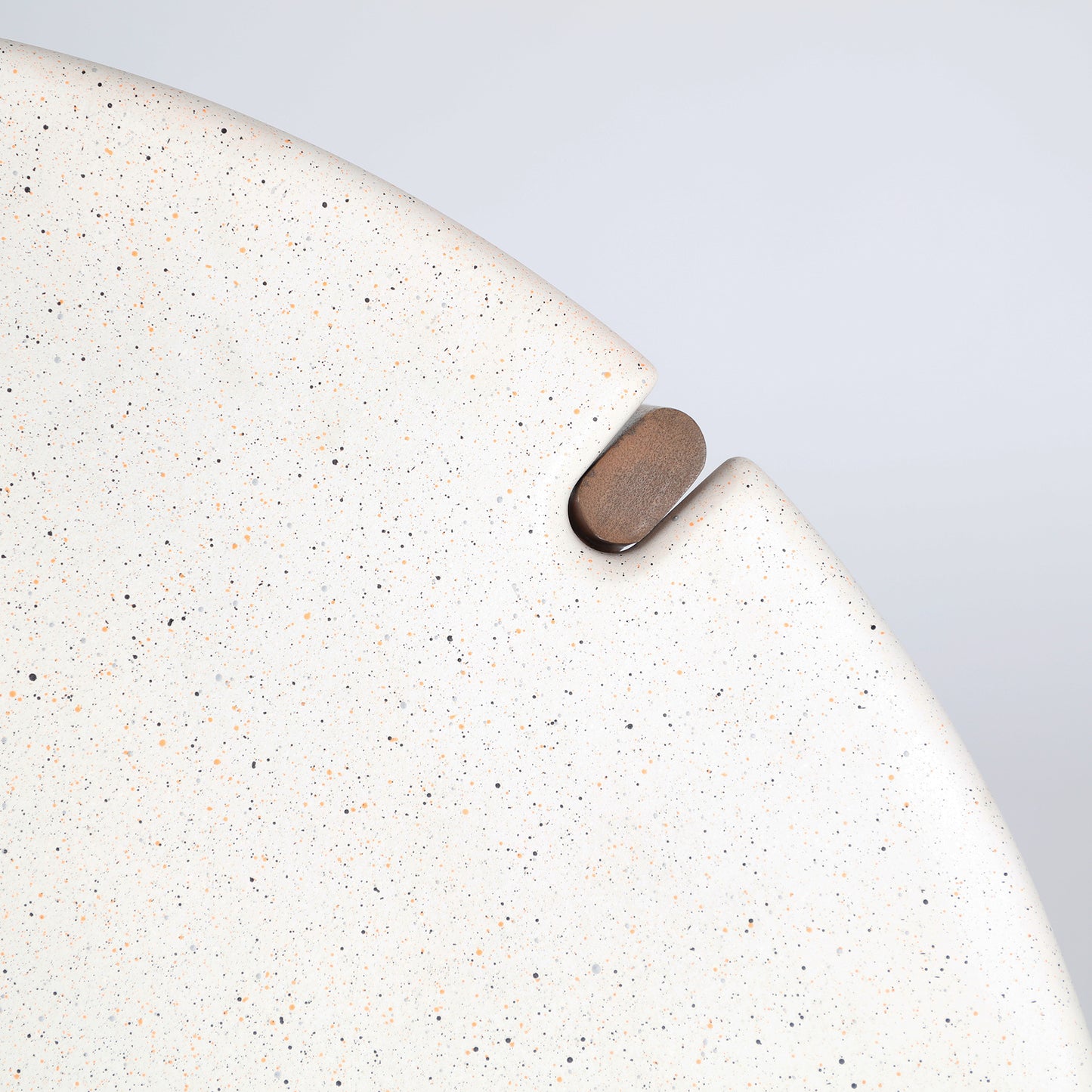 LAAX SIDE TABLE