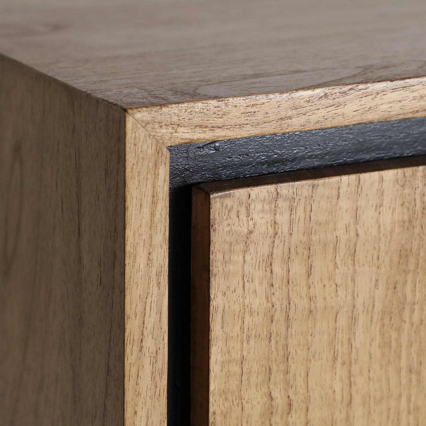 OSBY SIDEBOARD