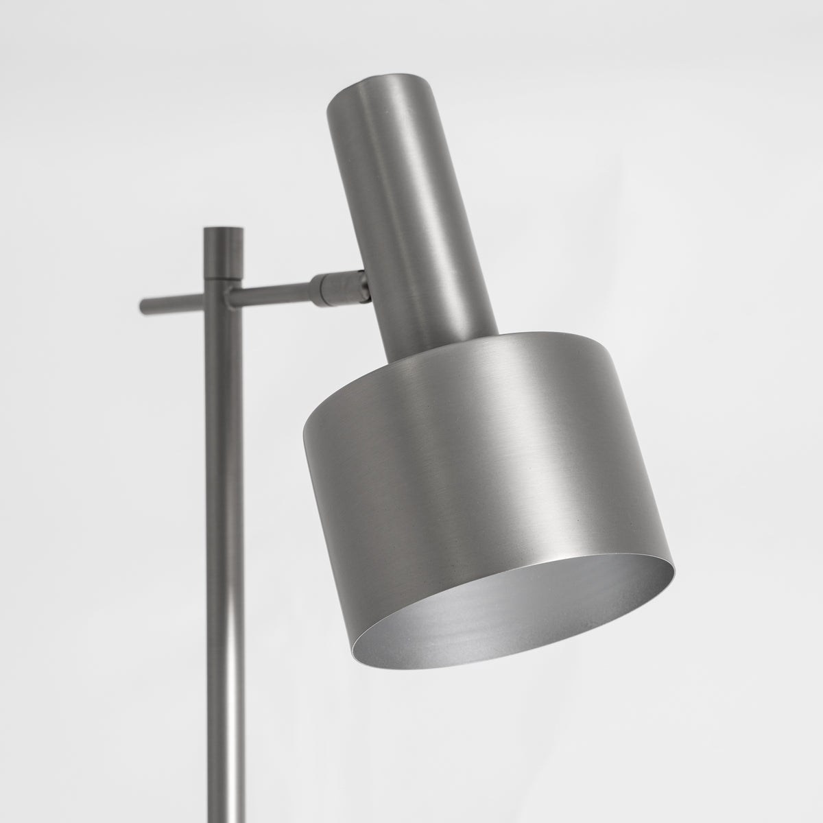JEHNA FLOOR LAMP