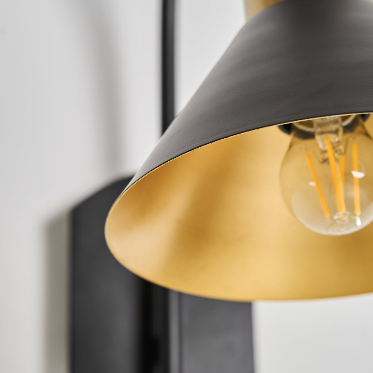 SEB WALL LAMP