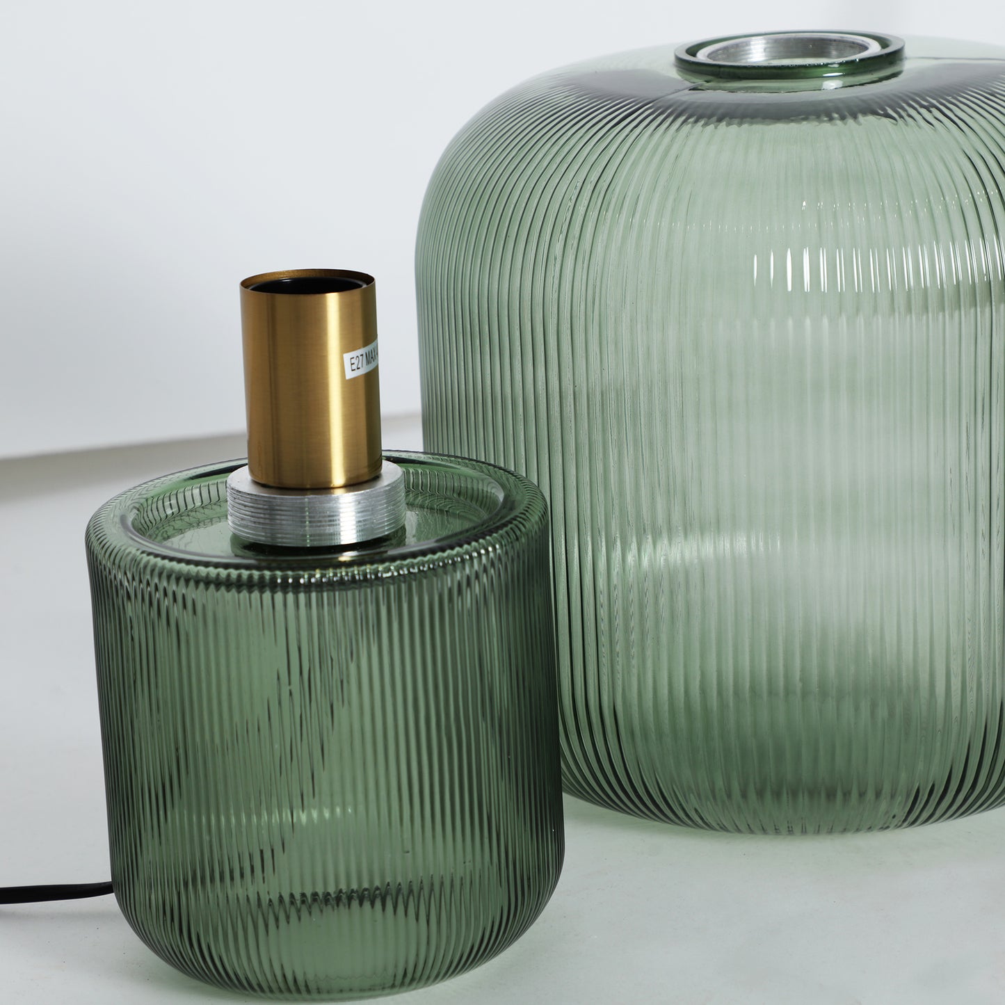SIRA TABLE LAMP