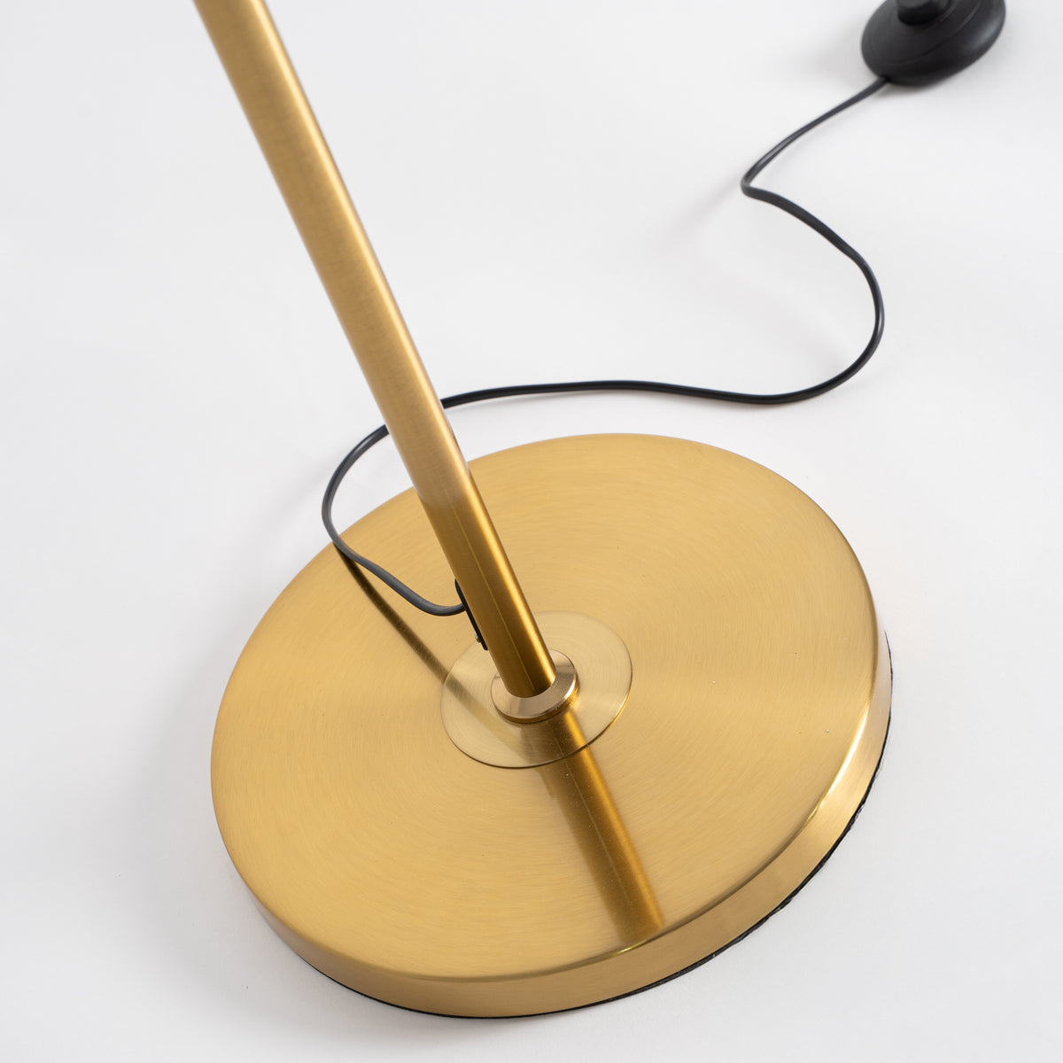 ALAIA FLOOR LAMP