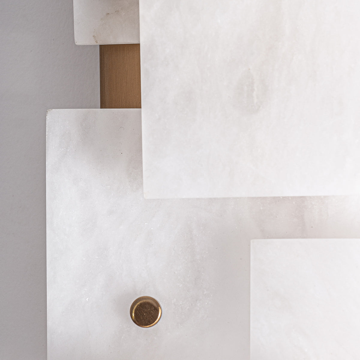 CHANYA WALL LAMP