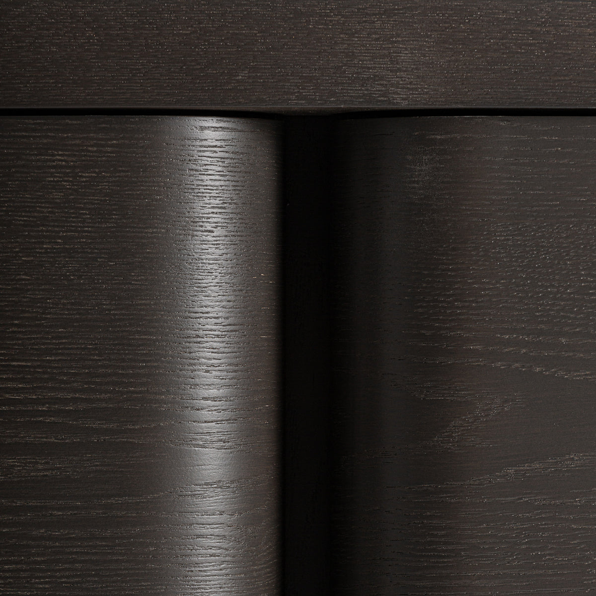 RIZE TV STAND
