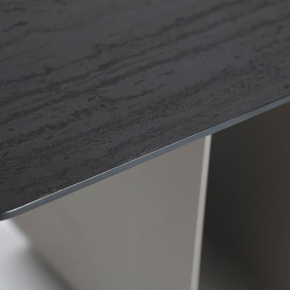 ARQA DINING TABLE