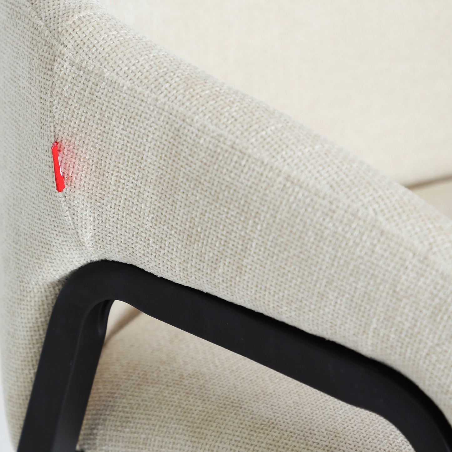 AREN CHAIR