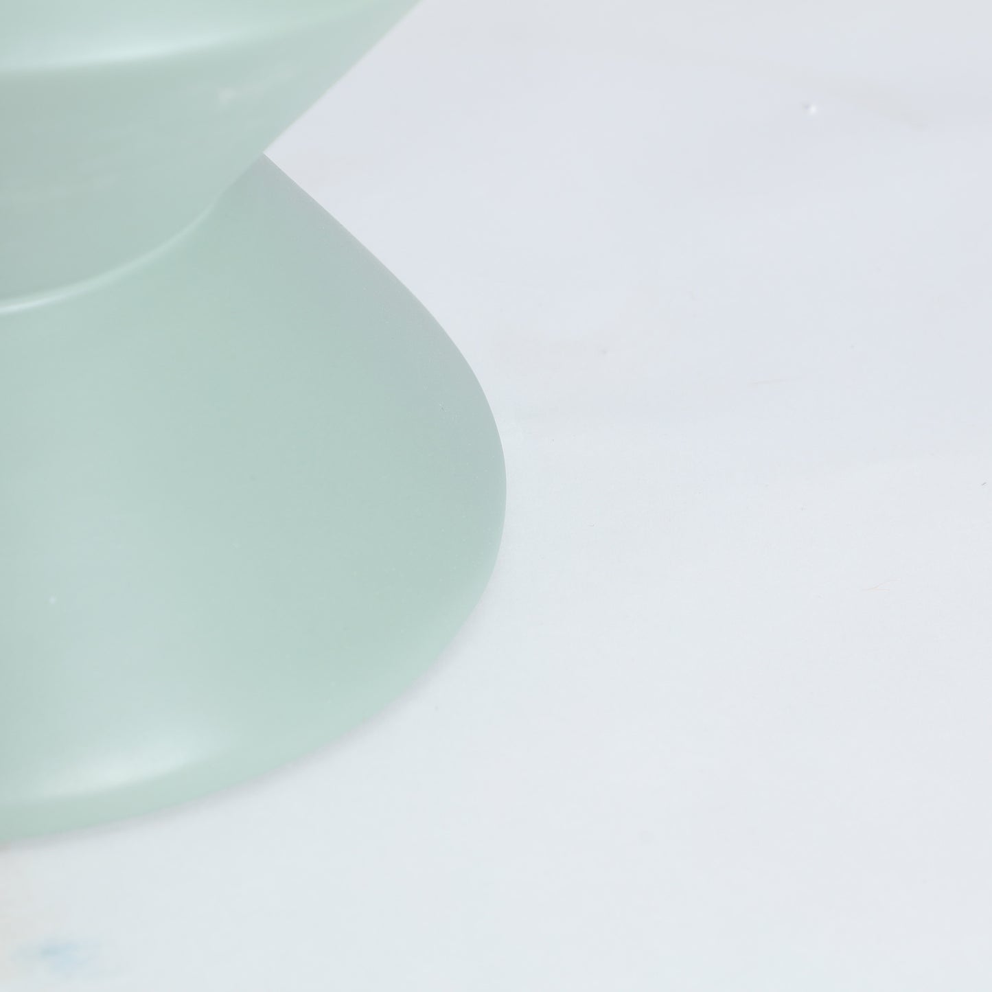MELLE SIDE TABLE