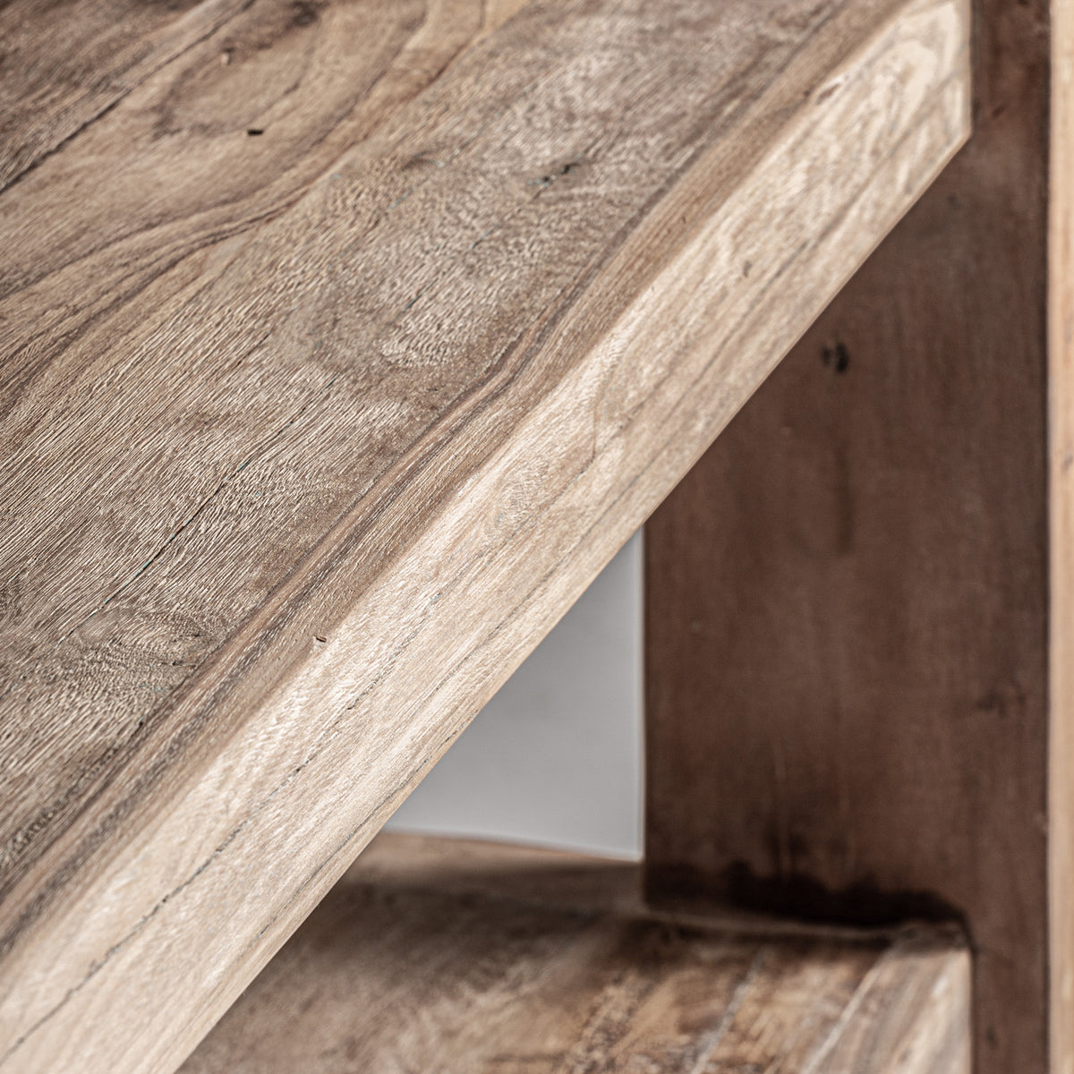 HELMOND BOOKCASE
