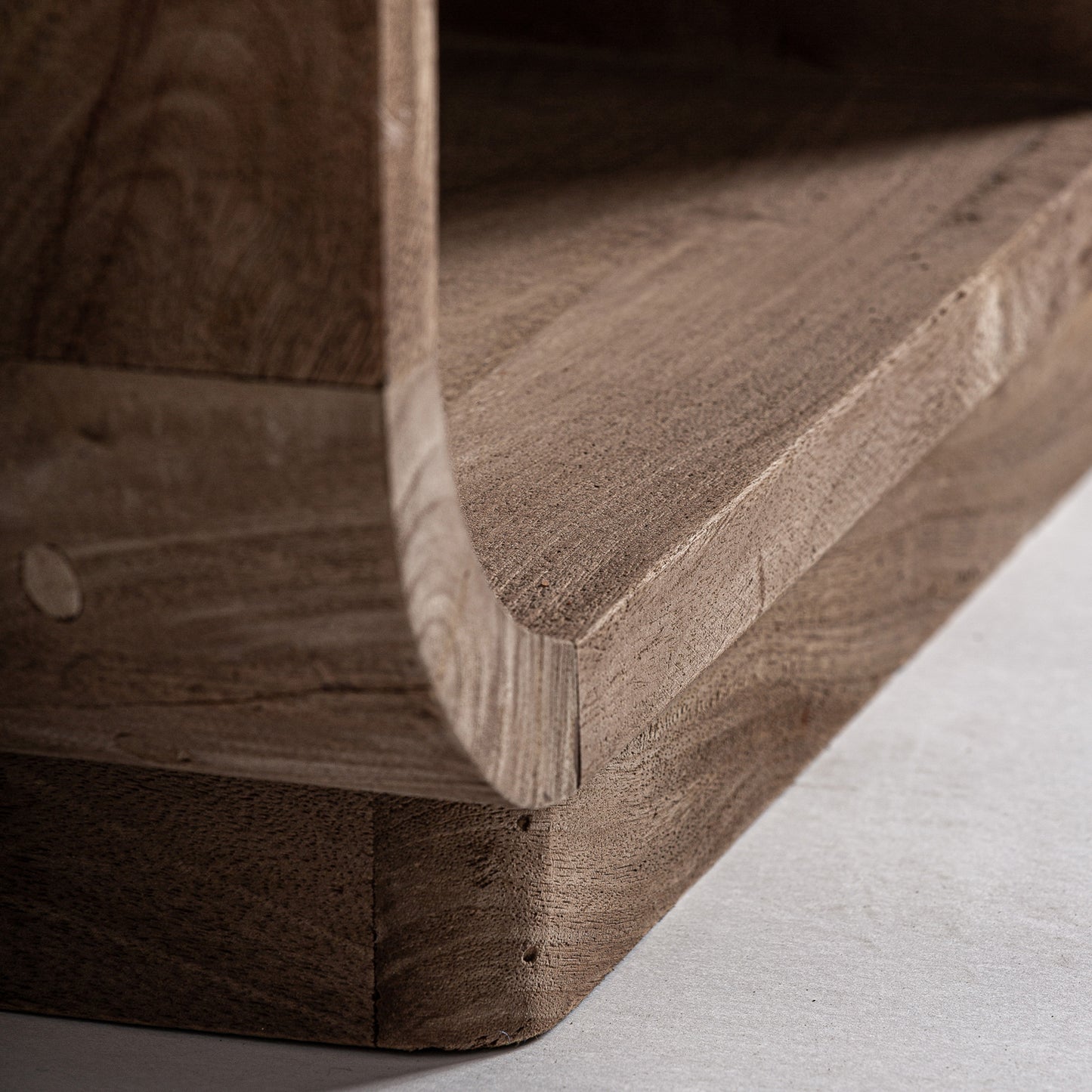 FLOW BOOKCASE
