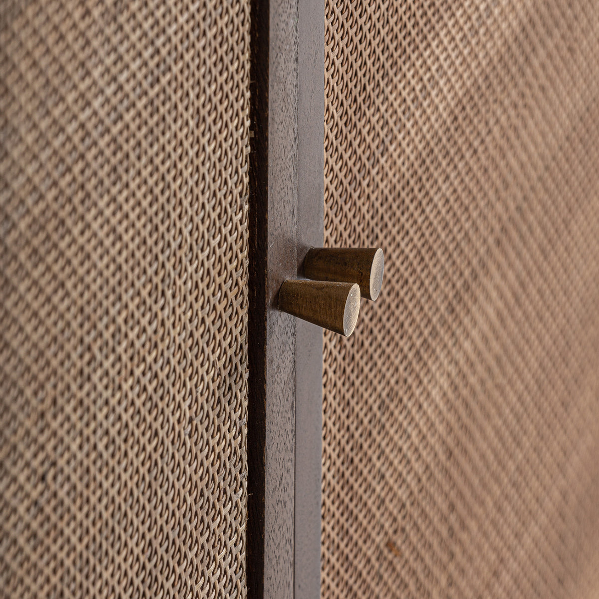 GONDORF SIDEBOARD