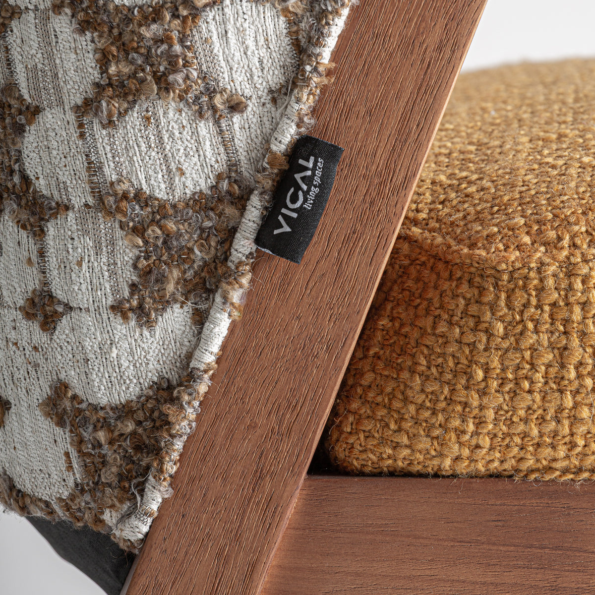KALESHA CHAIR