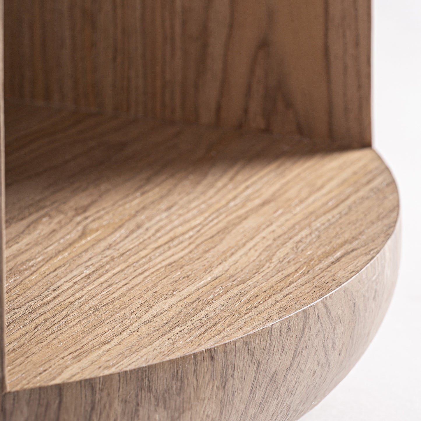 LIRA SIDE TABLE
