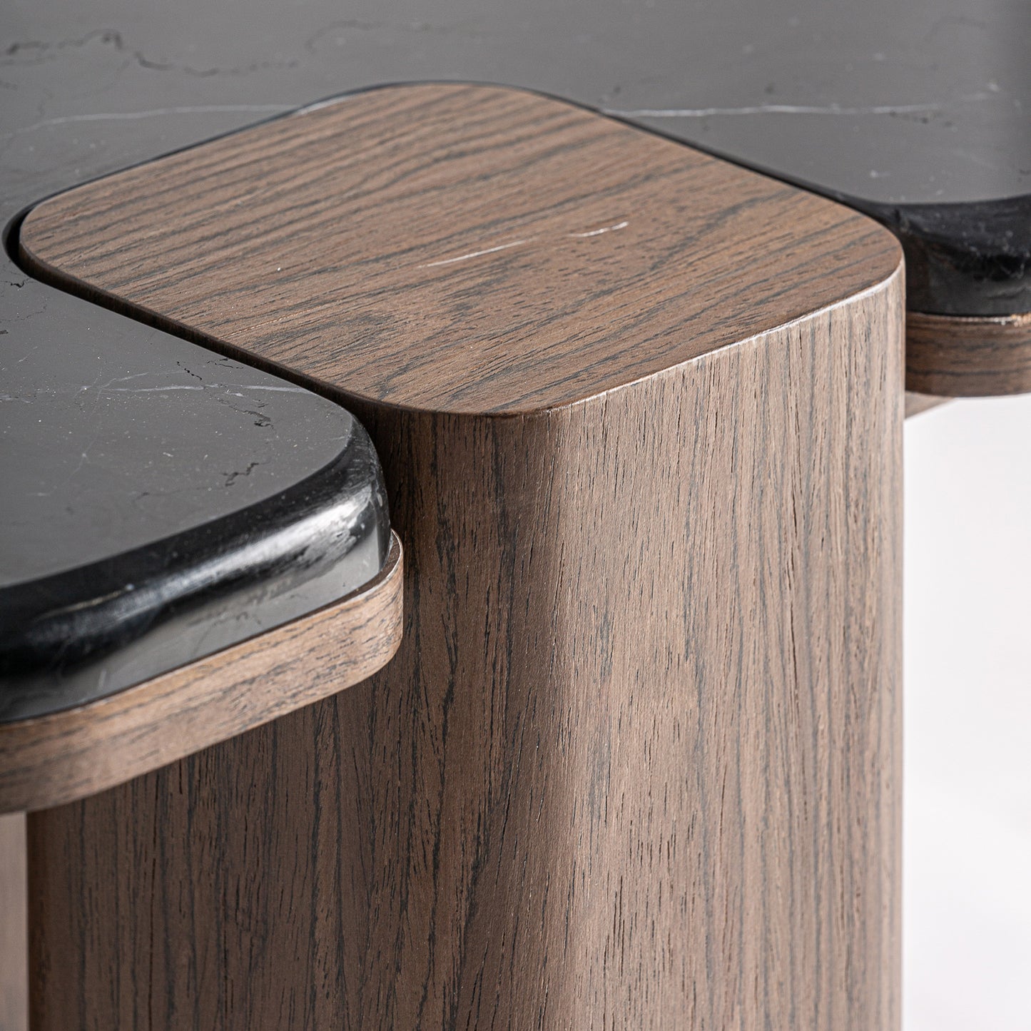ATLAS SIDE TABLE