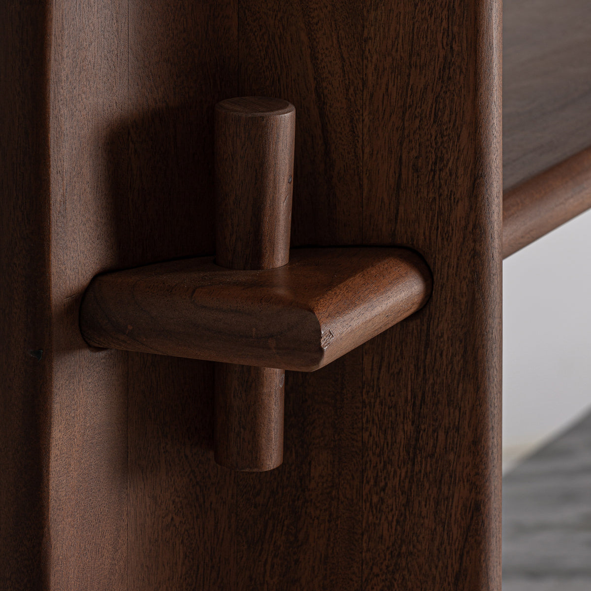 SAGY BOOKCASE