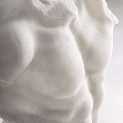 LAYNE BUST