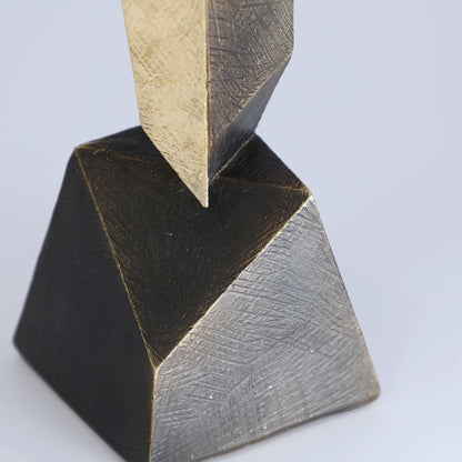 VERTEX DECORATIVE FIGURE