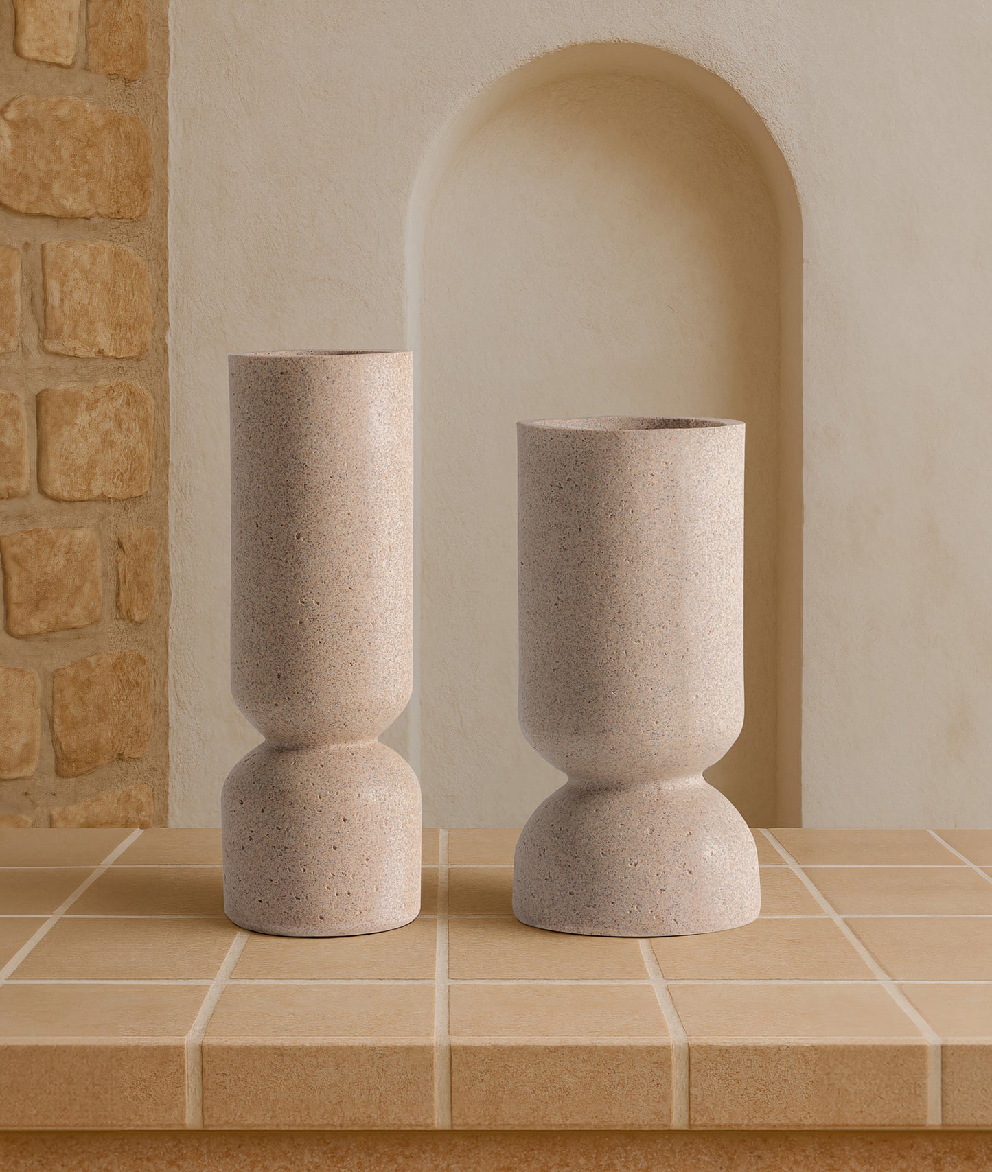 AUBRA VASE