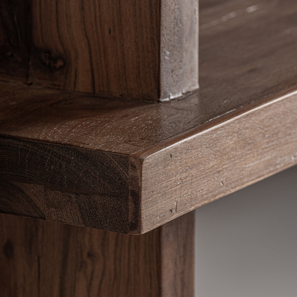 BRUTALIST MODULAR SHELF