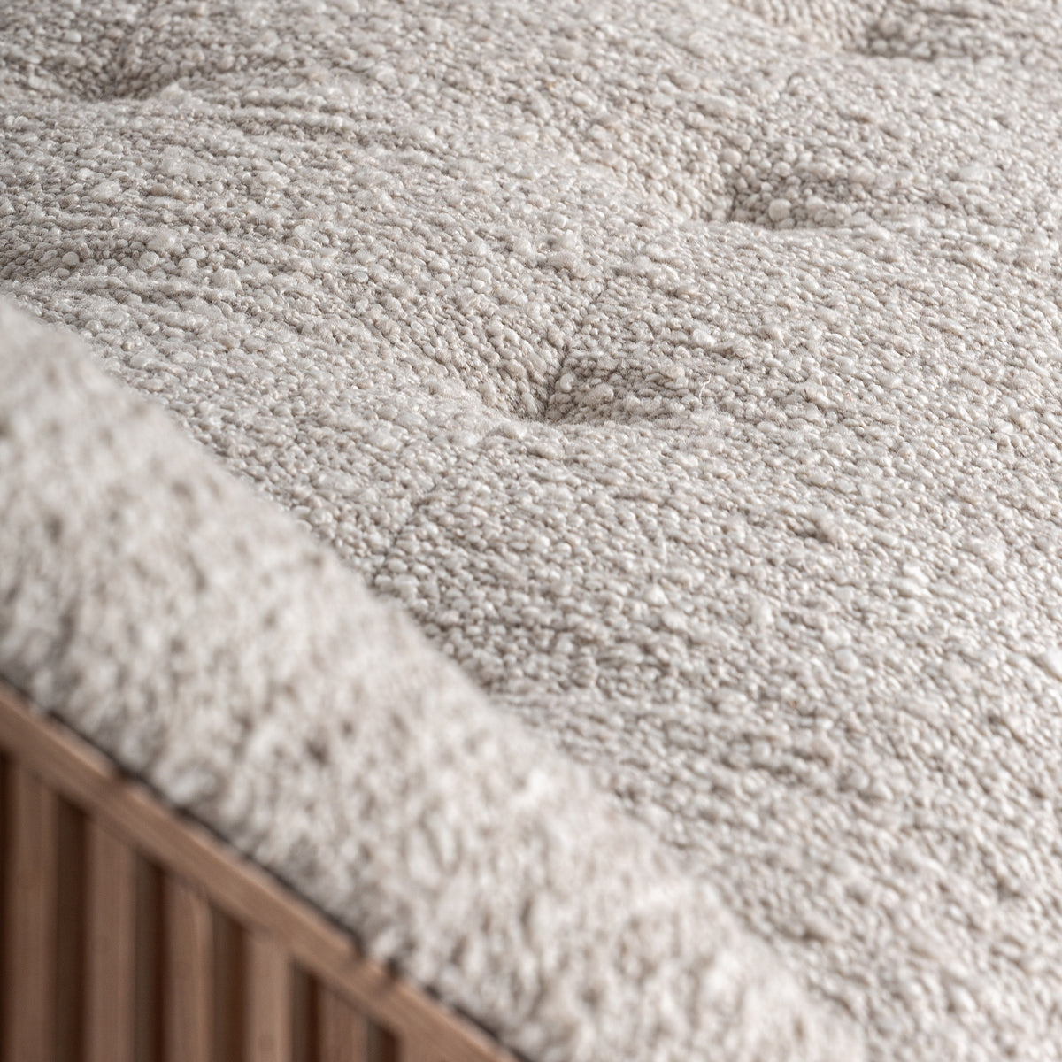 WINDEK SOFA