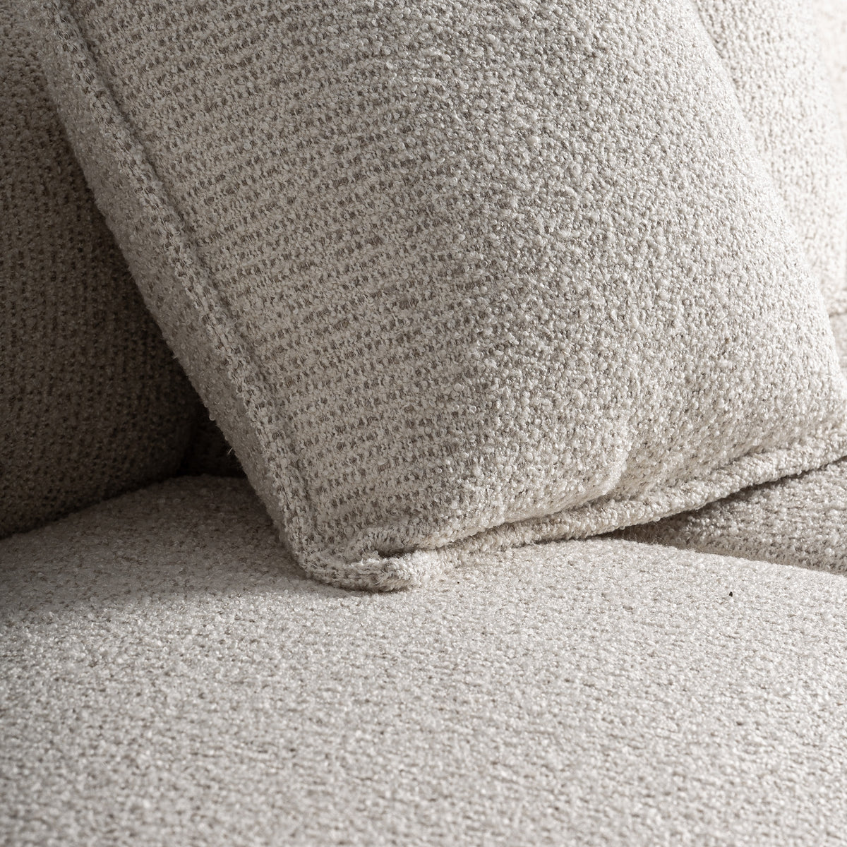WENDEN SOFA