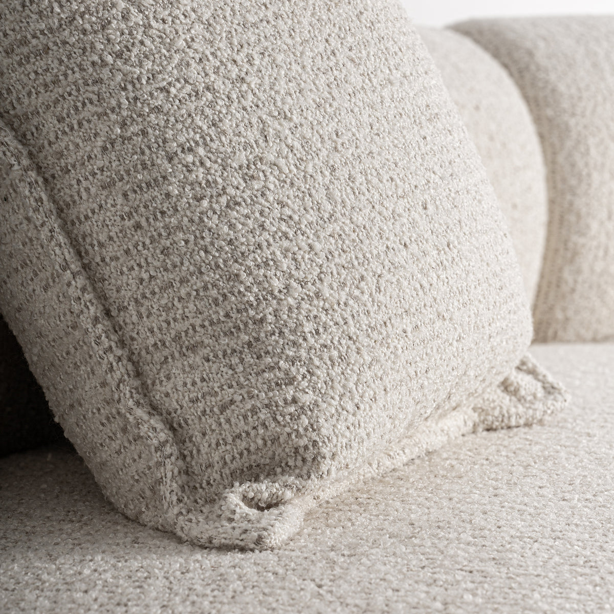 WENDEN SOFA