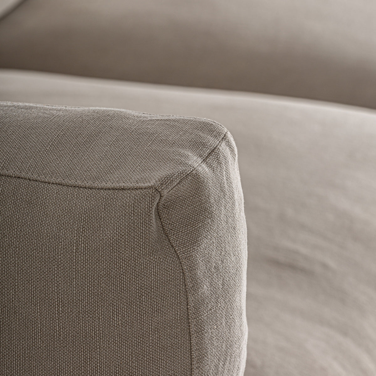 MONHEURT SOFA