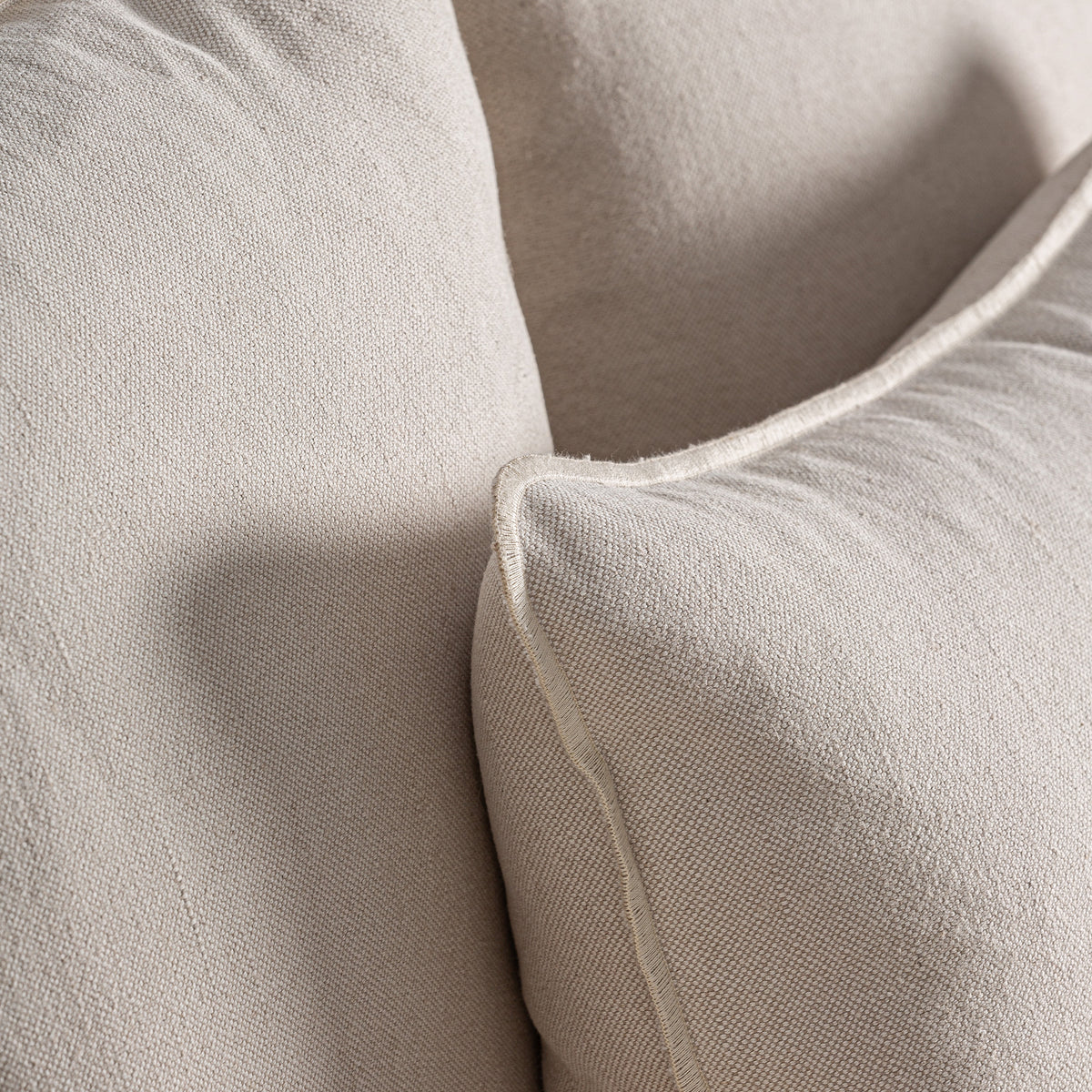 PUGNAC ARMCHAIR