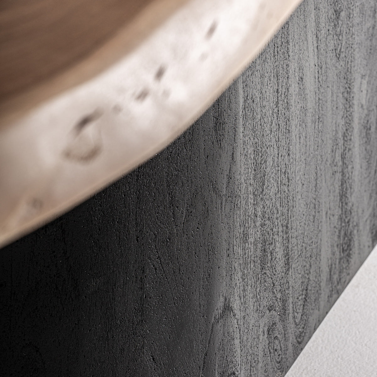 KNAITH DINING TABLE