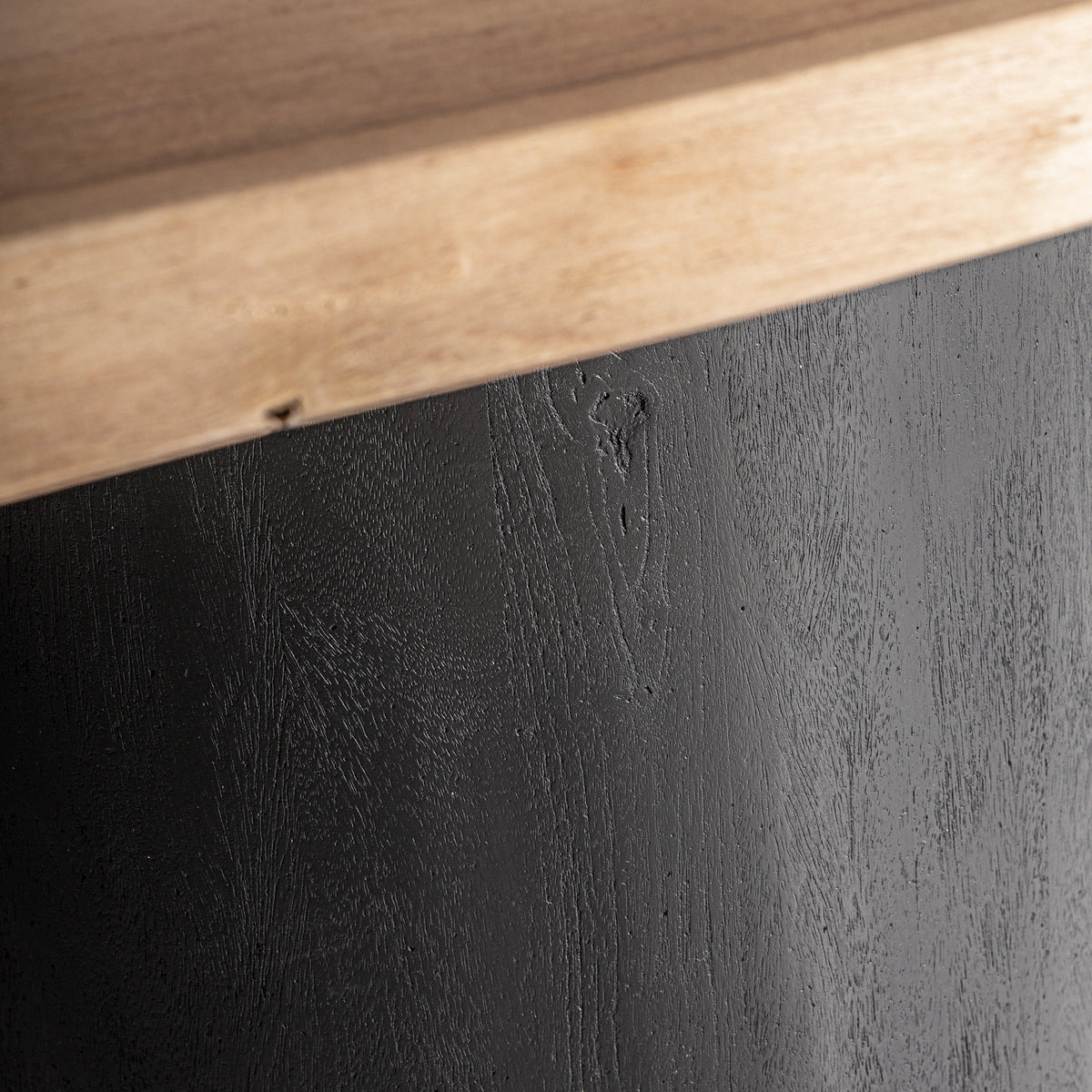 KNAITH DINING TABLE