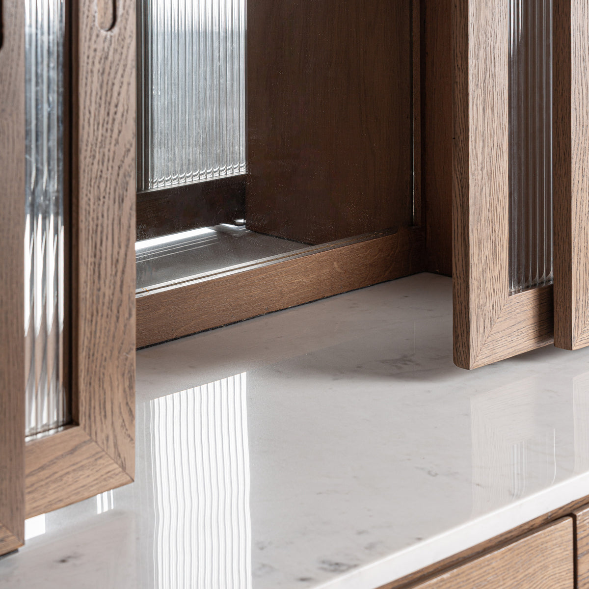 DOUZY BAR CABINET