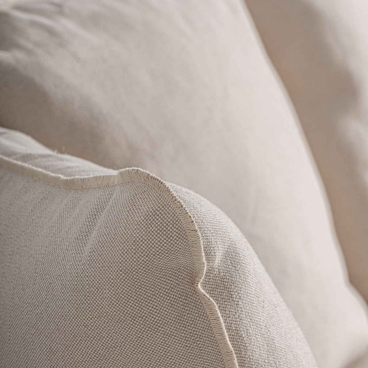 BARDNEY SOFA