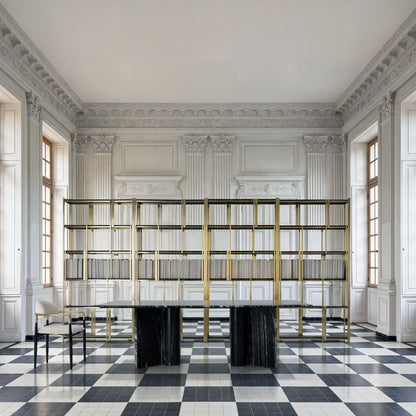 GAUTBY DINING TABLE