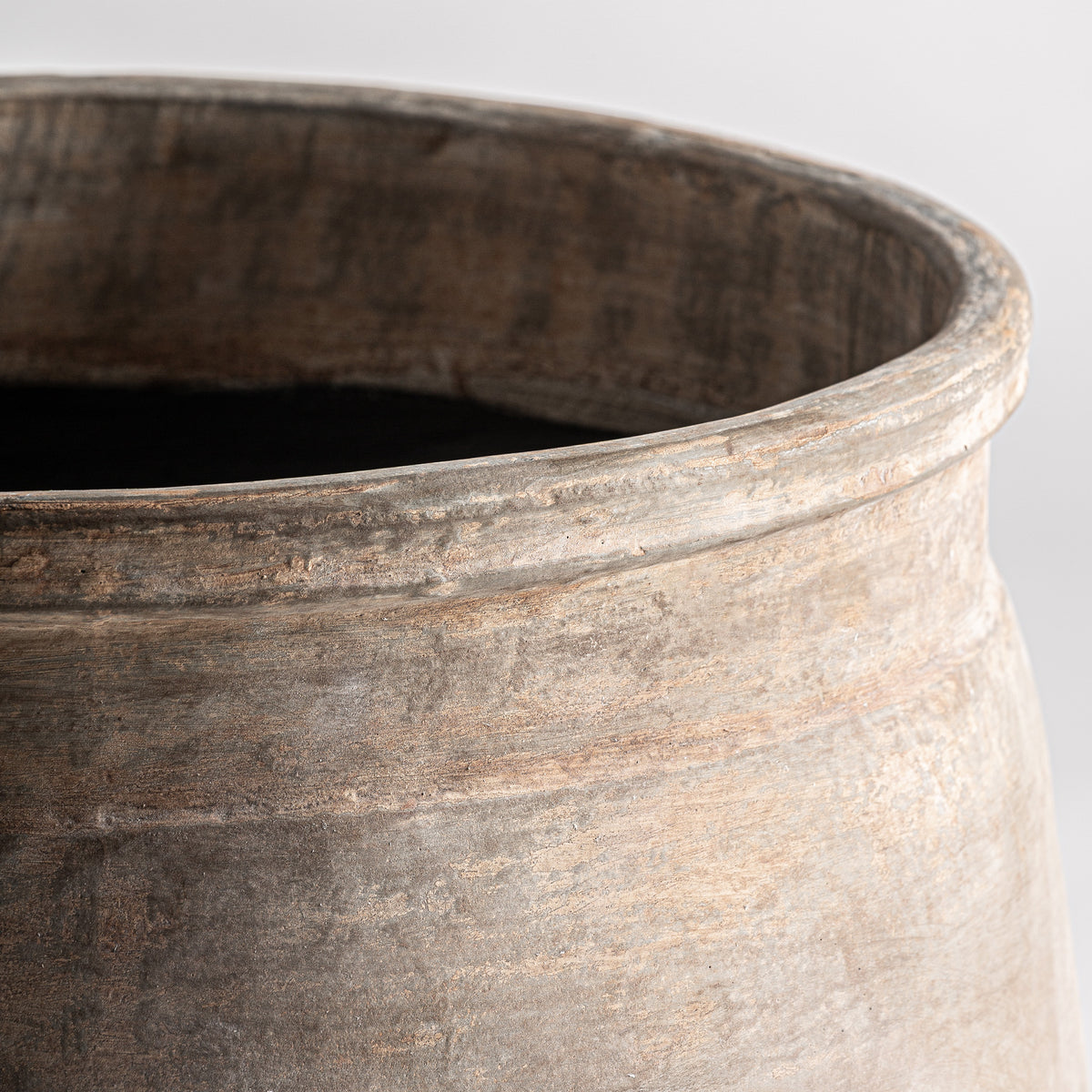 CLAUX AMPHORA VASE