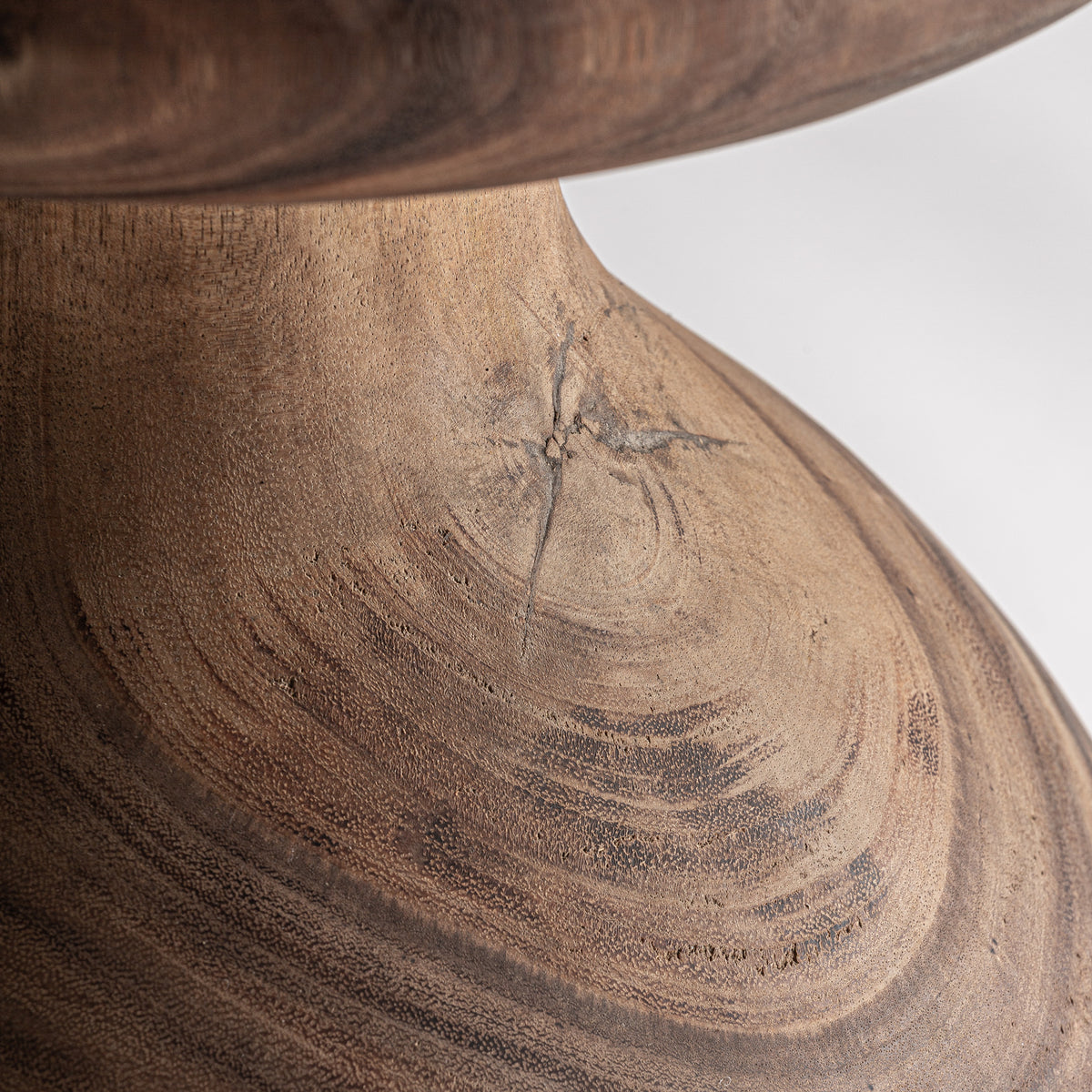 BEZAHA SIDE TABLE