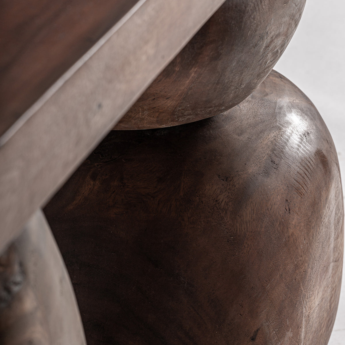 VIANNE CONSOLE TABLE