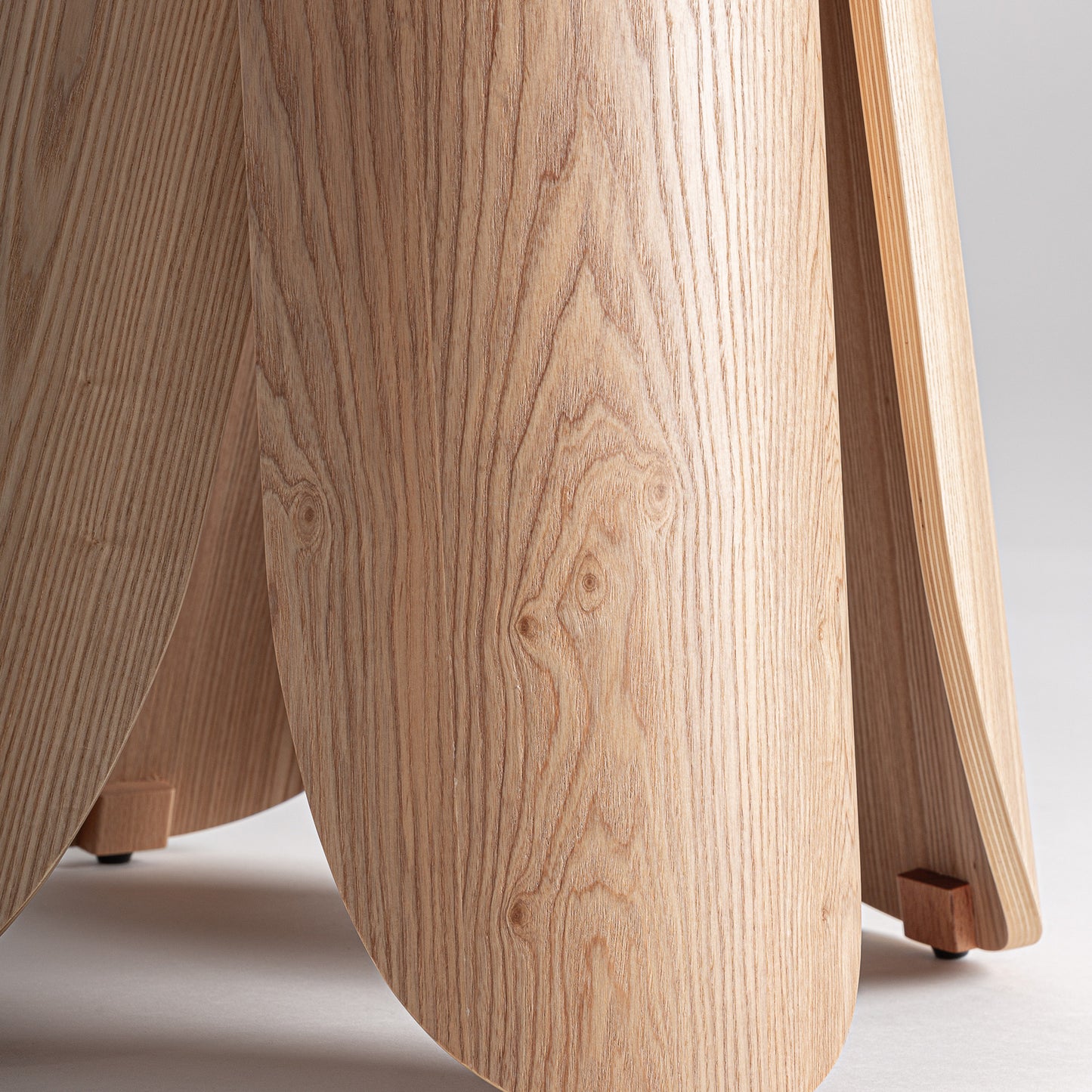 WEILER BAR TABLE