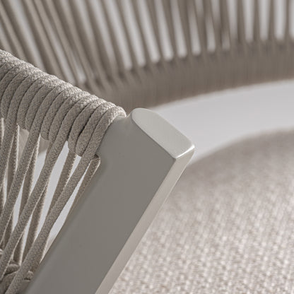 TEGNA CHAIR