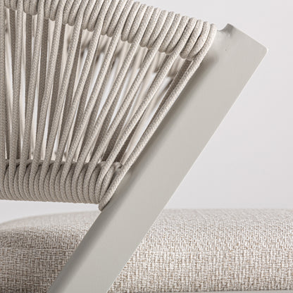TEGNA CHAIR