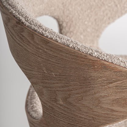 TREBAS CHAIR